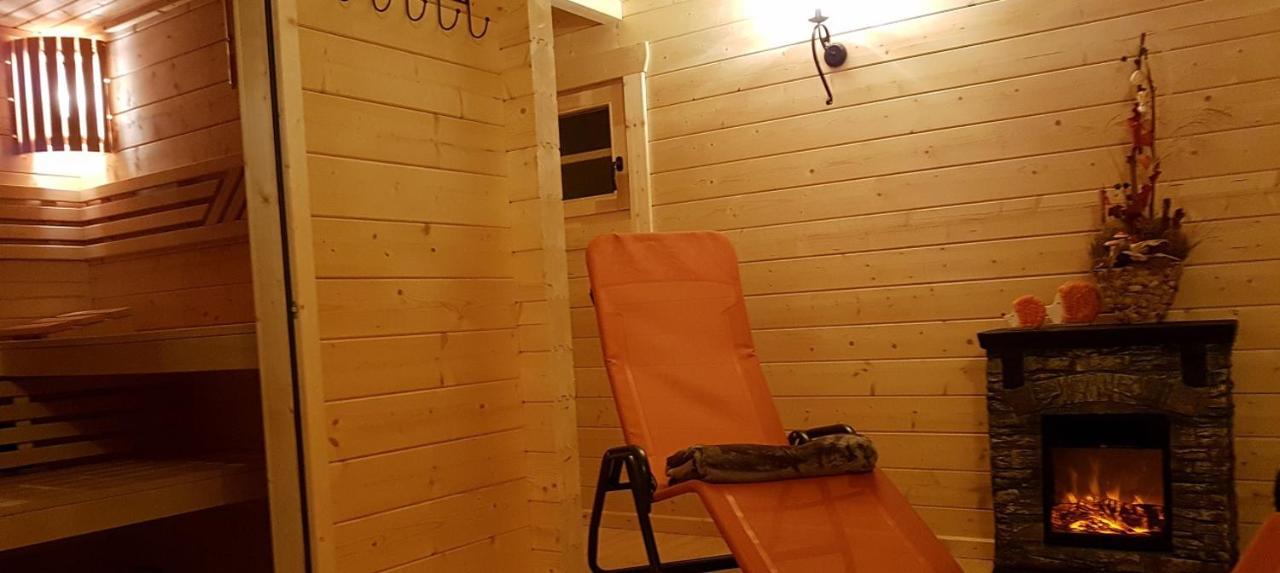 Hotel Und Landgasthof Zum Bockshahn Spessart  Exterior foto
